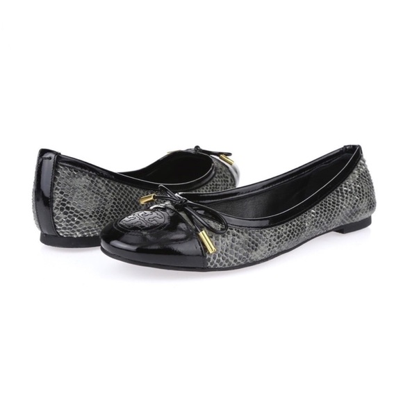 TORY BURCH Black Verbena Snake Print Flats NWT - Picture 3 of 12